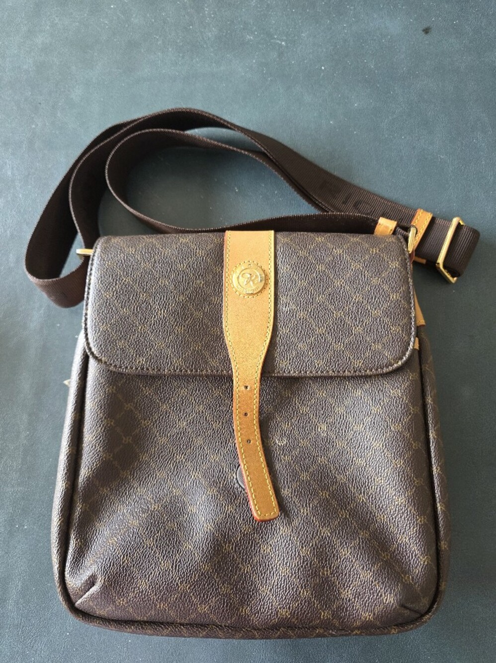 Rioni Moda Italia Brown Crossbody Shoulder Bag - Classic Leather Trim